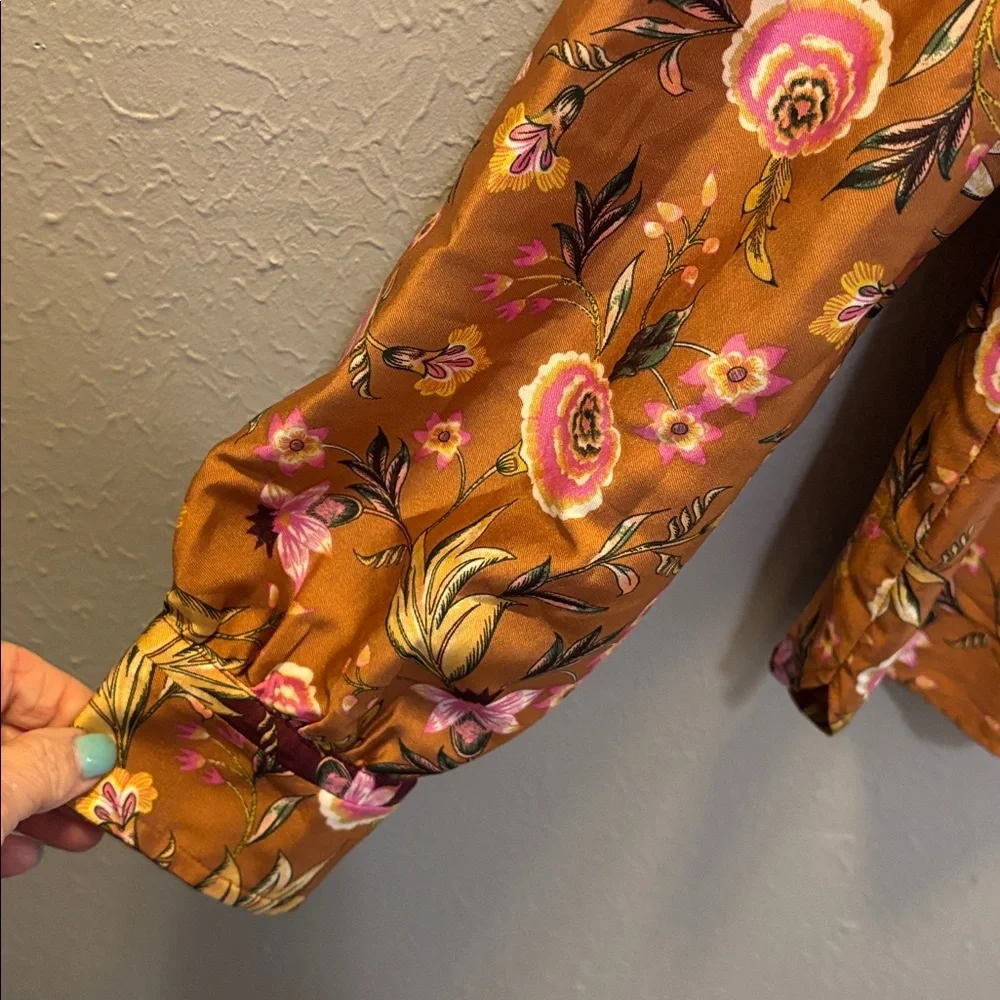 LOFT Shabby Chic Floral Henley Blouse Top Fall Sateen Women’s Petite Medium